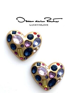 Oscar de la Renta
gemstone heart post earrings